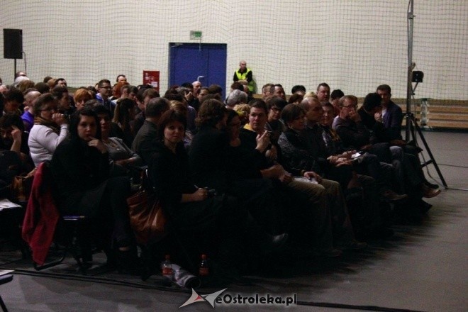 Jubileusz 25-lecia pracy scenicznej Cezarego Pazury [10.03.2012] - zdjęcie #118 - eOstroleka.pl