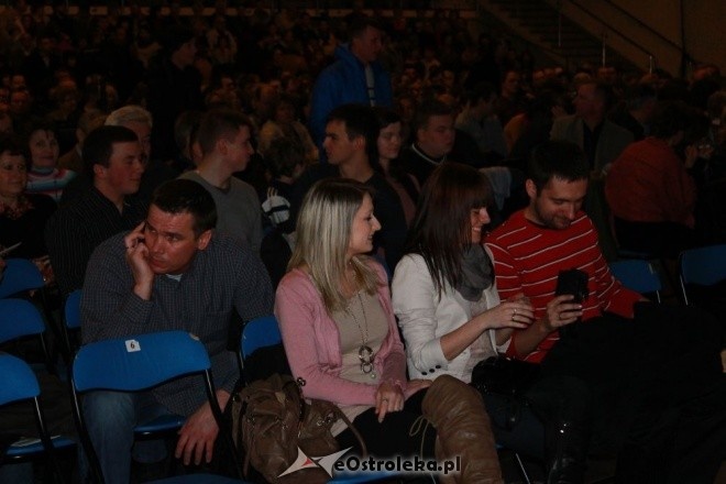 Jubileusz 25-lecia pracy scenicznej Cezarego Pazury [10.03.2012] - zdjęcie #113 - eOstroleka.pl