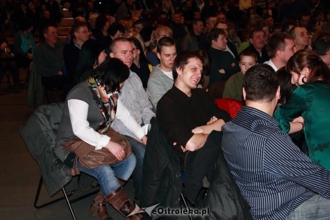 Jubileusz 25-lecia pracy scenicznej Cezarego Pazury [10.03.2012] - zdjęcie #109 - eOstroleka.pl