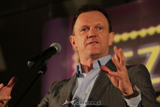 Jubileusz 25-lecia pracy scenicznej Cezarego Pazury [10.03.2012] - zdjęcie #97 - eOstroleka.pl