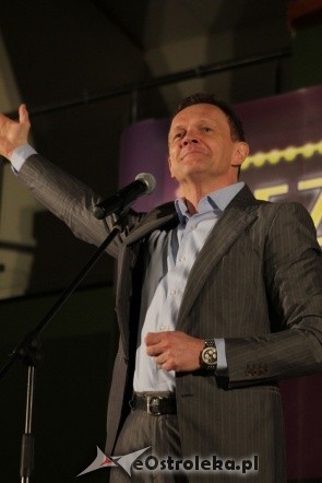 Jubileusz 25-lecia pracy scenicznej Cezarego Pazury [10.03.2012] - zdjęcie #95 - eOstroleka.pl