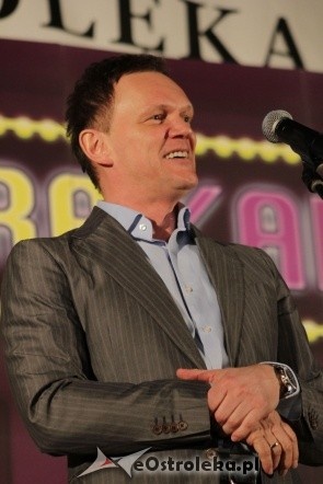 Jubileusz 25-lecia pracy scenicznej Cezarego Pazury [10.03.2012] - zdjęcie #83 - eOstroleka.pl