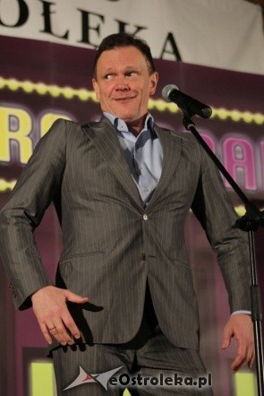 Jubileusz 25-lecia pracy scenicznej Cezarego Pazury [10.03.2012] - zdjęcie #81 - eOstroleka.pl