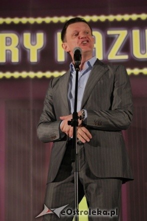 Jubileusz 25-lecia pracy scenicznej Cezarego Pazury [10.03.2012] - zdjęcie #75 - eOstroleka.pl