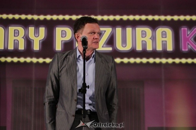 Jubileusz 25-lecia pracy scenicznej Cezarego Pazury [10.03.2012] - zdjęcie #73 - eOstroleka.pl