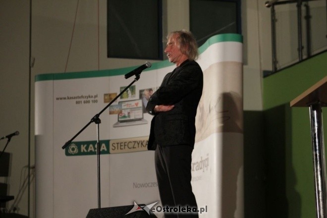 Jubileusz 25-lecia pracy scenicznej Cezarego Pazury [10.03.2012] - zdjęcie #55 - eOstroleka.pl