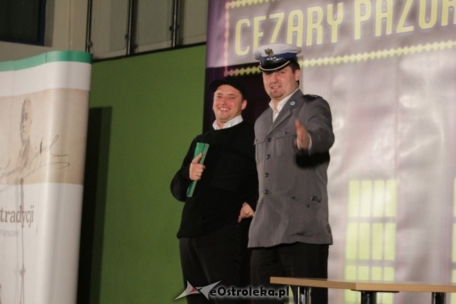 Jubileusz 25-lecia pracy scenicznej Cezarego Pazury [10.03.2012] - zdjęcie #52 - eOstroleka.pl