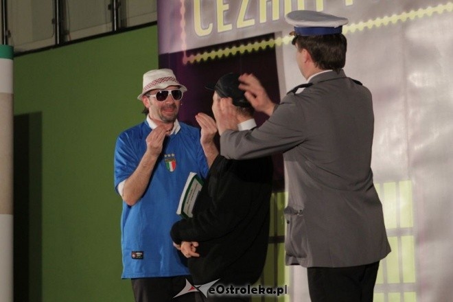 Jubileusz 25-lecia pracy scenicznej Cezarego Pazury [10.03.2012] - zdjęcie #35 - eOstroleka.pl