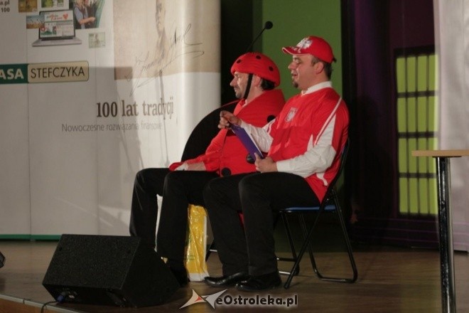 Jubileusz 25-lecia pracy scenicznej Cezarego Pazury [10.03.2012] - zdjęcie #6 - eOstroleka.pl