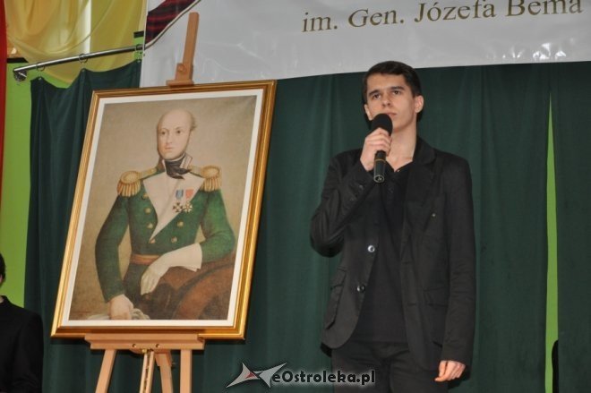 1 LO: Uczniowie uczcili pamięć gen. Bema [14.III.2012] - zdjęcie #23 - eOstroleka.pl