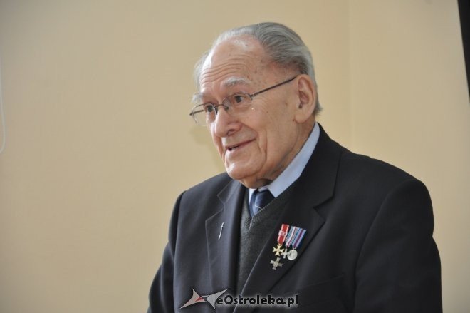 Klasa mundurowa z ZSP w Kadzidle spotkała się z kombatantami [15 III 2012] - zdjęcie #9 - eOstroleka.pl