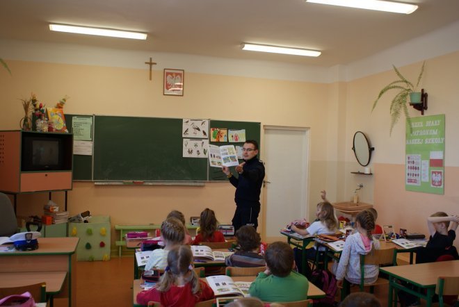 Kabecjanie dają radę w Szkole Podstawowej nr 6 [15 III 2012] - zdjęcie #3 - eOstroleka.pl