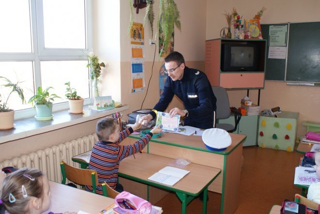 Kabecjanie dają radę w Szkole Podstawowej nr 6 [15 III 2012] - zdjęcie #10 - eOstroleka.pl