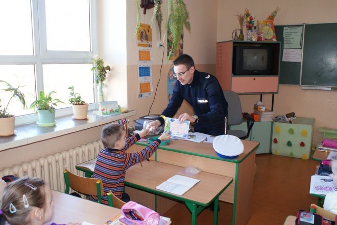 Kabecjanie dają radę w Szkole Podstawowej nr 6 [15 III 2012] - zdjęcie #4 - eOstroleka.pl