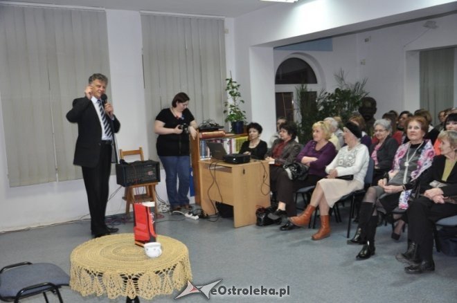 Wieczór w Arce: Magdalena Zawadzka promowała nową książkę [15.III.2012] - zdjęcie #22 - eOstroleka.pl
