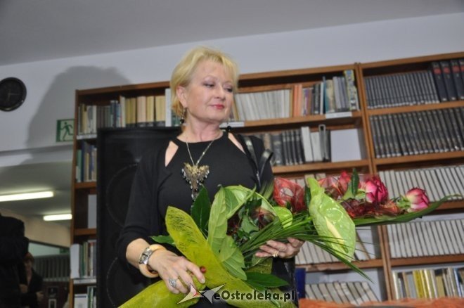 Wieczór w Arce: Magdalena Zawadzka promowała nową książkę [15.III.2012] - zdjęcie #9 - eOstroleka.pl