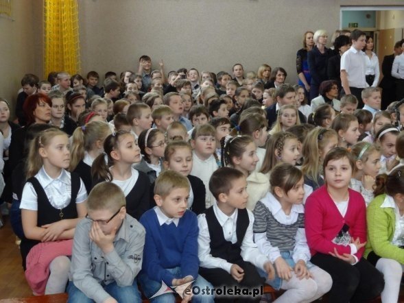 Szkoła Podstawowa w Czerwinie z imieniem kard. Stefana Wyszyńskiego [15.III.2012] - zdjęcie #19 - eOstroleka.pl