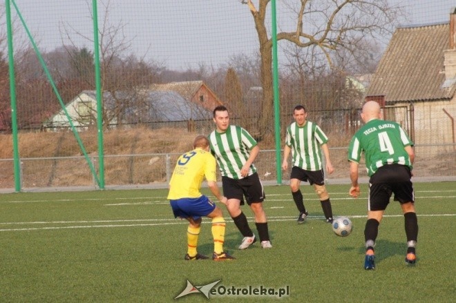 Liga Okręgowa: Korona Ostrołęka - Tęcza Ojrzeń [17.03.2012]   - zdjęcie #23 - eOstroleka.pl