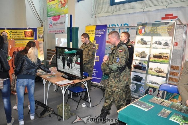 Młodzieżowe Targi Edukacji i Pracy [23.03.2012] - zdjęcie #38 - eOstroleka.pl