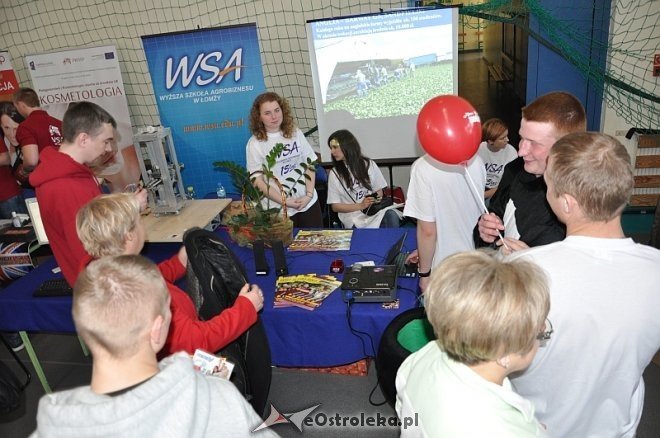 Młodzieżowe Targi Edukacji i Pracy [23.03.2012] - zdjęcie #30 - eOstroleka.pl