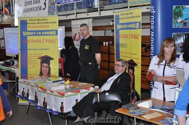 Młodzieżowe Targi Edukacji i Pracy [23.03.2012] - zdjęcie #24 - eOstroleka.pl