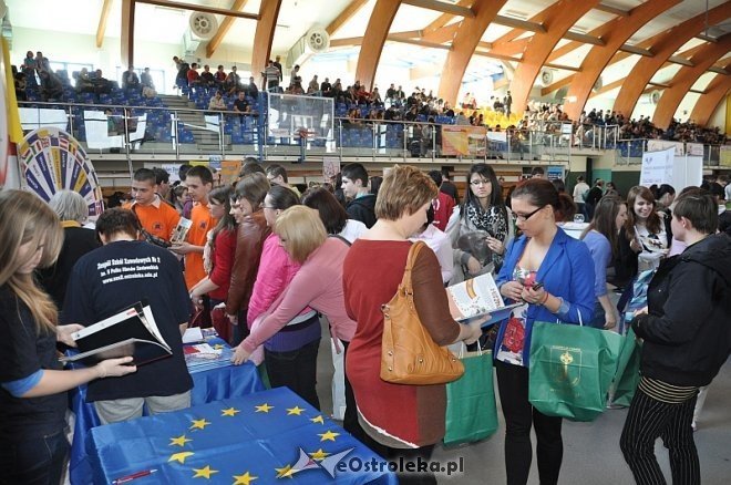 Młodzieżowe Targi Edukacji i Pracy [23.03.2012] - zdjęcie #9 - eOstroleka.pl