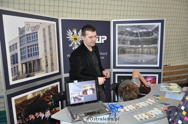 Młodzieżowe Targi Edukacji i Pracy [23.03.2012] - zdjęcie #8 - eOstroleka.pl