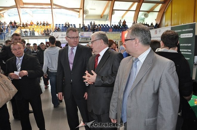 Młodzieżowe Targi Edukacji i Pracy [23.03.2012] - zdjęcie #3 - eOstroleka.pl