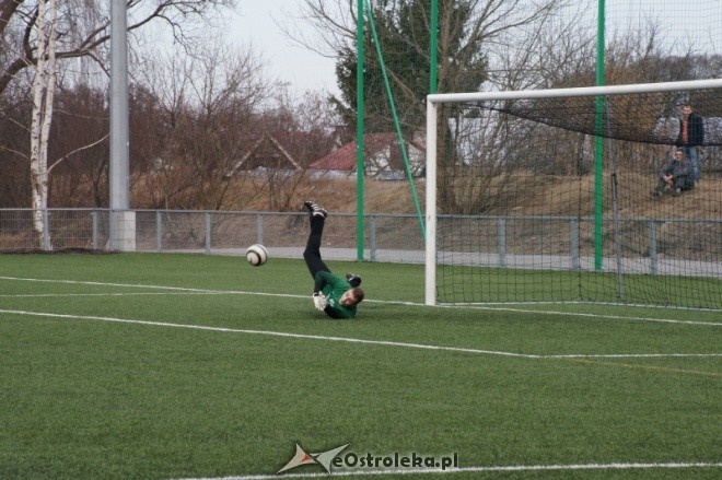 III Liga: Narew Ostrołęka - KS Piaseczno 0:2 [24.03.2012] - zdjęcie #16 - eOstroleka.pl