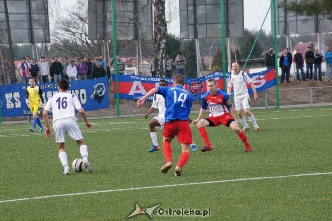 III Liga: Narew Ostrołęka - KS Piaseczno 0:2 [24.03.2012] - zdjęcie #11 - eOstroleka.pl