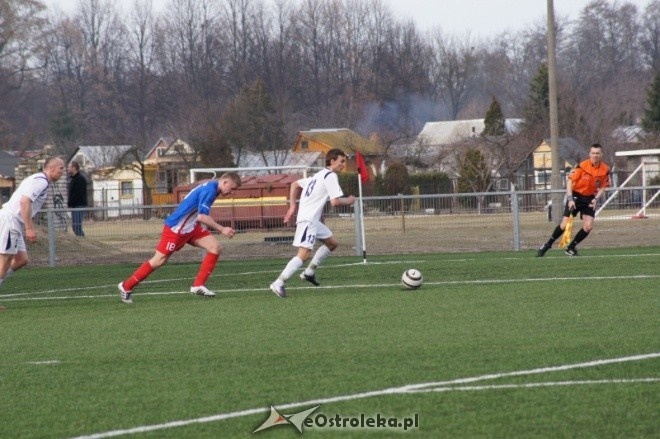 III Liga: Narew Ostrołęka - KS Piaseczno 0:2 [24.03.2012] - zdjęcie #1 - eOstroleka.pl