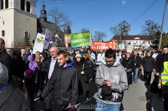 Marsz dla życia i rodziny [25.03.2012] - zdjęcie #4 - eOstroleka.pl