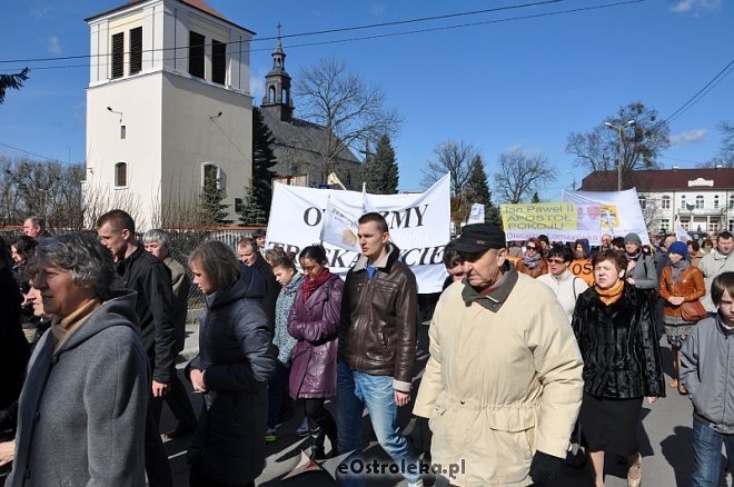Marsz dla życia i rodziny [25.03.2012] - zdjęcie #7 - eOstroleka.pl