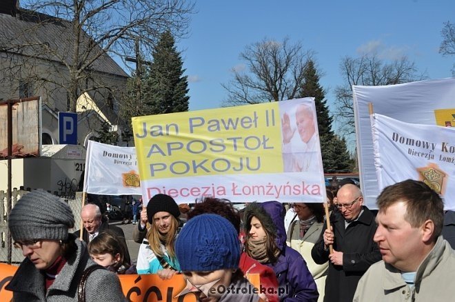 Marsz dla życia i rodziny [25.03.2012] - zdjęcie #9 - eOstroleka.pl