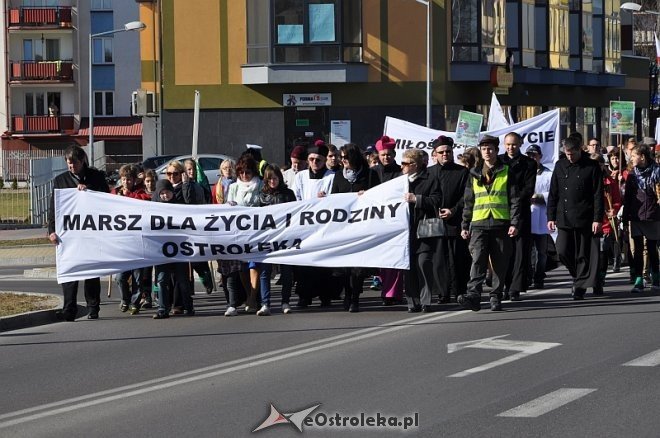 Marsz dla życia i rodziny [25.03.2012] - zdjęcie #17 - eOstroleka.pl