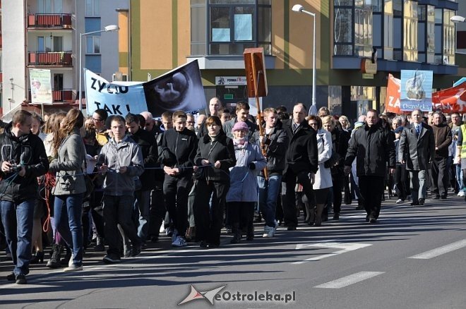 Marsz dla życia i rodziny [25.03.2012] - zdjęcie #26 - eOstroleka.pl