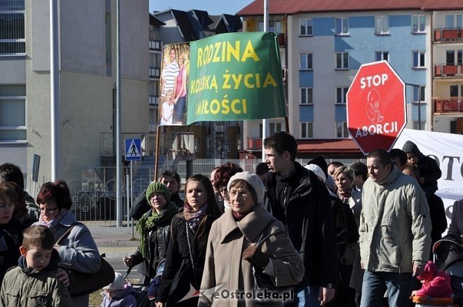 Marsz dla życia i rodziny [25.03.2012] - zdjęcie #40 - eOstroleka.pl