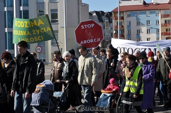 Marsz dla życia i rodziny [25.03.2012] - zdjęcie #41 - eOstroleka.pl