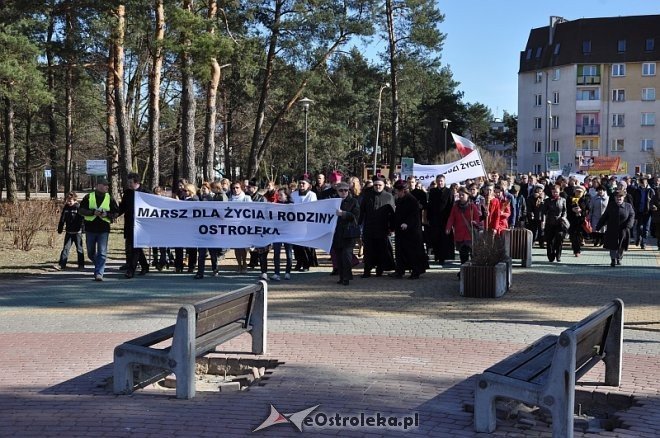 Marsz dla życia i rodziny [25.03.2012] - zdjęcie #62 - eOstroleka.pl