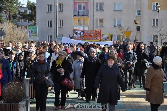 Marsz dla życia i rodziny [25.03.2012] - zdjęcie #64 - eOstroleka.pl