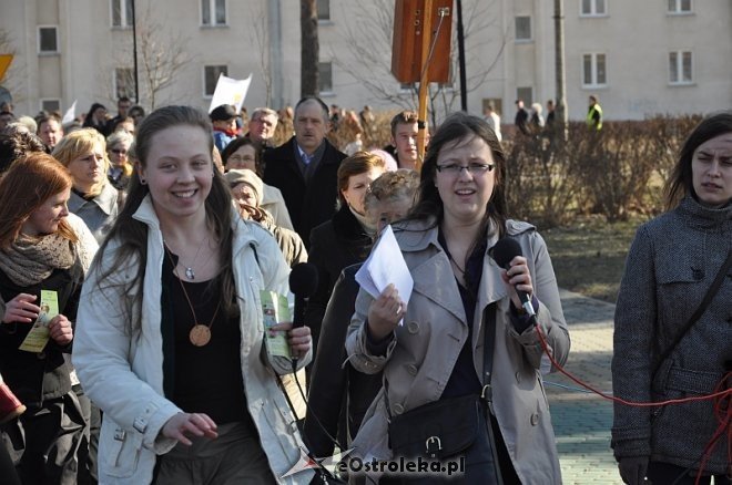 Marsz dla życia i rodziny [25.03.2012] - zdjęcie #77 - eOstroleka.pl