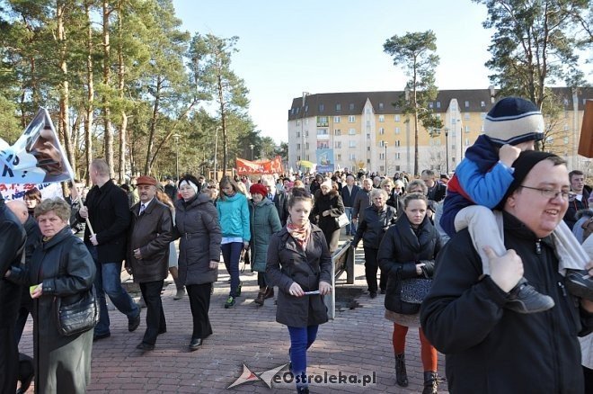 Marsz dla życia i rodziny [25.03.2012] - zdjęcie #23 - eOstroleka.pl