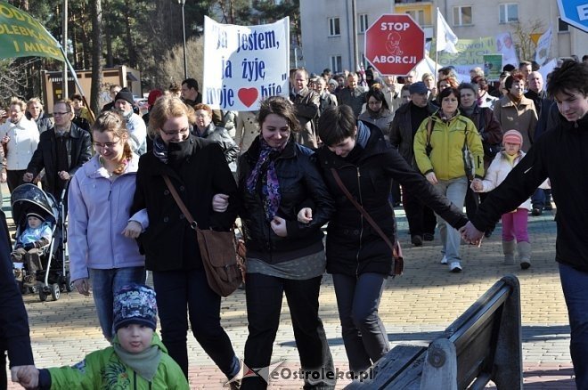 Marsz dla życia i rodziny [25.03.2012] - zdjęcie #14 - eOstroleka.pl