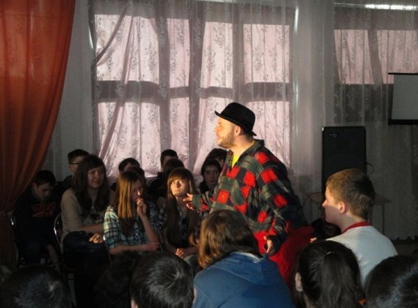 Spotkanie profilaktyczne dla uczniów Gimnazjum nr 1 [27.III.2012] - zdjęcie #6 - eOstroleka.pl