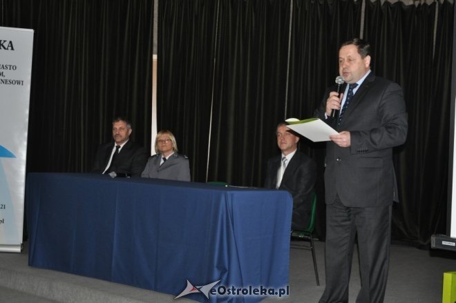 Bezpieczna Przyjazna Ostrołęka-Nasza Wspólna Sprawa: Ta konferencja to początek zmian [30.III.2012]] - zdjęcie #15 - eOstroleka.pl