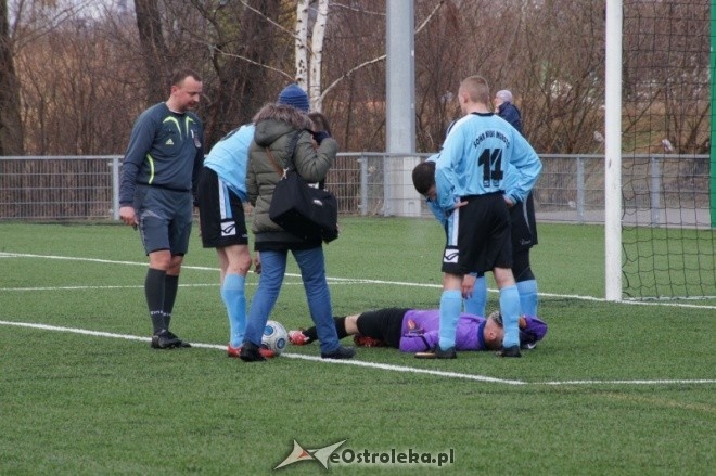 Liga Okręgowa: Korona HiD Ostrołęka - Sona Nowe Miasto 0:1 [31.03.2012] - zdjęcie #5 - eOstroleka.pl