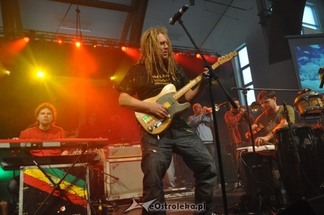 Światowe Dni Młodzieży: Koncert Maleo Reggae Rockers [31.III.2012] - zdjęcie #9 - eOstroleka.pl