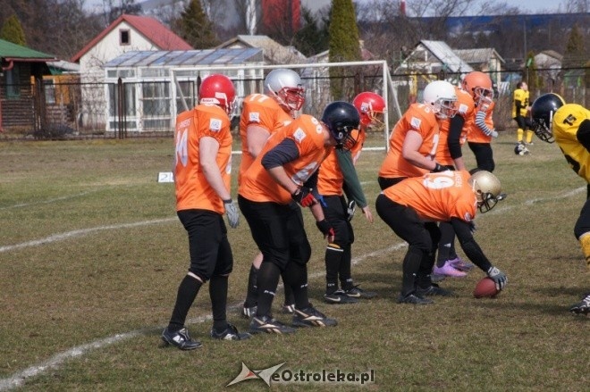 Pokazowy mecz Futbolu Amerykańskiego: Lowlanders Białystok - Lakers Olsztyn [1.04.2012] - zdjęcie #7 - eOstroleka.pl