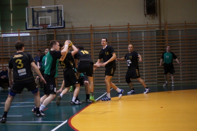 Trójka Ostrołęka - Włókniarz Konstantynów Łódzki 34:18 [1.04.2012] - zdjęcie #36 - eOstroleka.pl