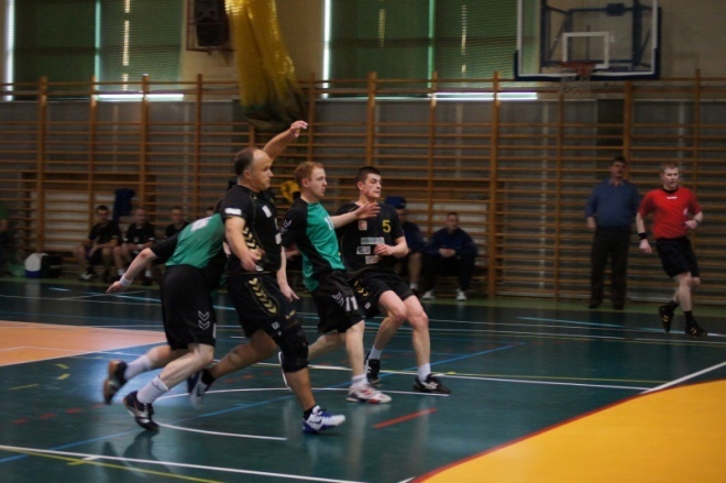 Trójka Ostrołęka - Włókniarz Konstantynów Łódzki 34:18 [1.04.2012] - zdjęcie #1 - eOstroleka.pl